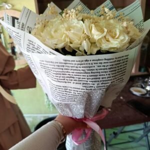 Bouquet Rétro Roses Ivoire